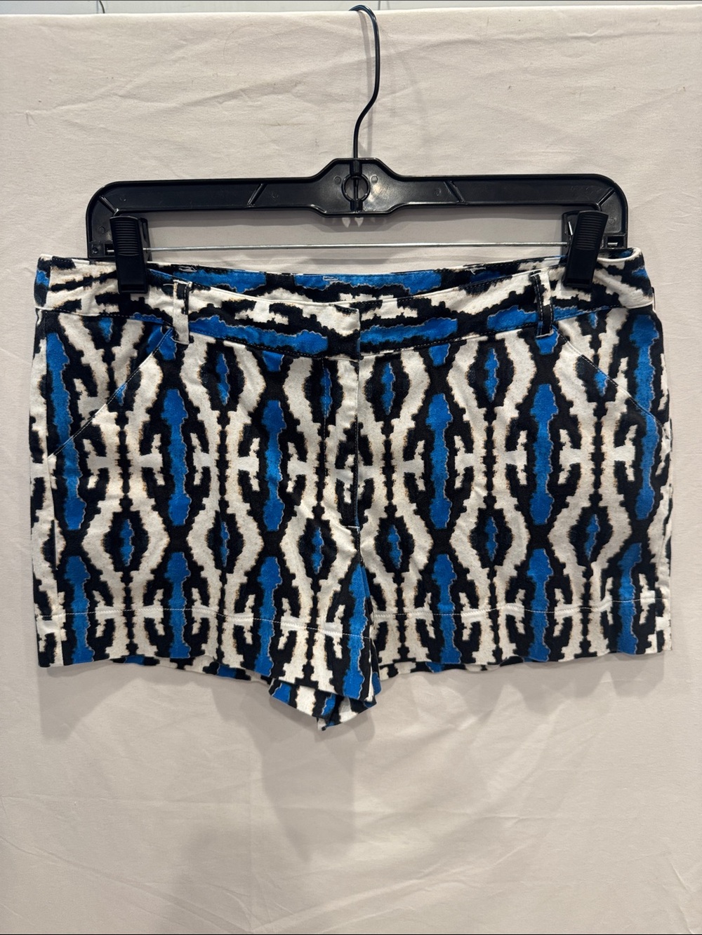Nicole Miller Blue Black White Ikat Cotton Bermuda Shorts 6 Preppy